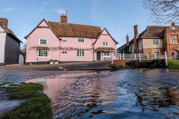 Bridge House, Kersey - Cottages with Pet Rooms in Ipswich