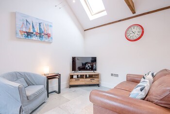 Kipper Cottage - Cottages with Pet Friendly Rooms in Reydon