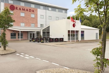 Ramada By Wyndham Wakefield - Hotels with Pet Rooms in Ossett