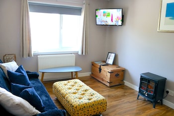 Lovatt Apartment Near City Center - Apartments with Pet Rooms in Inverness