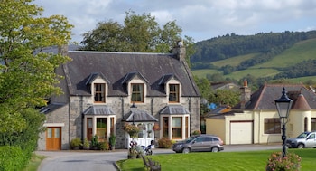 Morlea Bed & Breakfast - B&Bs with Pet Rooms in Inverness