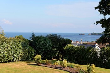 The Priory   Country Manor House Log Burner Sea Views Pet Friendly - Holiday homes with Pet Friendly Rooms in Saundersfoot