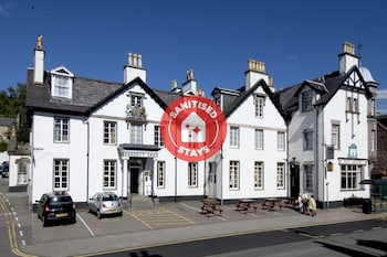 Burnett Arms Hotel - Hotels with Pet Friendly Rooms in Banchory