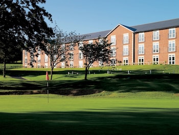 Macdonald Hill Valley Hotel, Golf And Spa - Hotels with Pet Rooms in Whitchurch