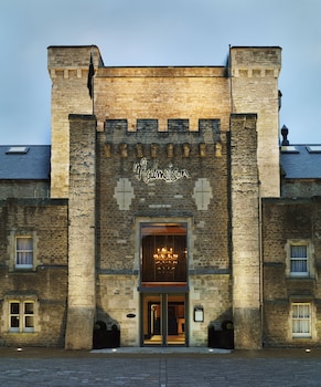 Malmaison Oxford - Hotels with Pet Rooms in Oxford