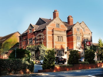 Grosvenor Pulford Hotel & Spa - Hotels with Pet Rooms in Chester