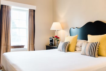 Highfield Park - Hotels with Pet Friendly Rooms in Hook