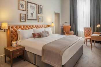 De Vere Beaumont Estate - Hotels with Pet Friendly Rooms in Windsor