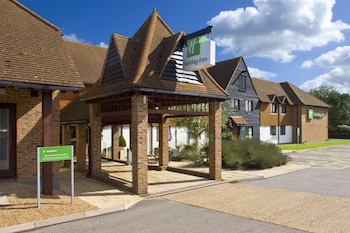 Holiday Inn Ashford Central, An Ihg Hotel - Hotels with Pet Rooms in Ashford