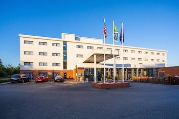 Holiday Inn Express Folkestone   Channel Tunnel  An Ihg Hotel - Hotels with Pet Friendly Rooms in Folkestone