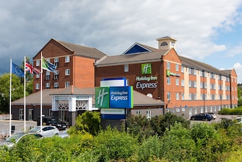 Holiday Inn Express Newcastle - Metro Centre, An Ihg Hotel - Hotels with Pet Rooms in Newcastle-upon-Tyne