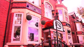 P & J Hotel - Hotels with Pet Rooms in Nottingham