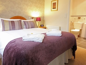 Lastra Farm Hotel - Guest houses with Pet Rooms in Amlwch