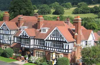 Colwall Park Hotel - Hotels with Pet Rooms in Malvern