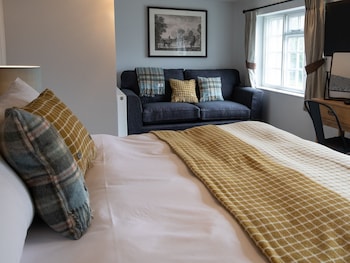 The Exeter Inn - Guest houses with Pet Rooms in Tiverton