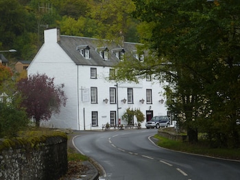 The Weem Inn - Inns with Pet Friendly Rooms in Aberfeldy