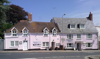 Mariners Hotel - Inns with Pet Rooms in Lyme Regis