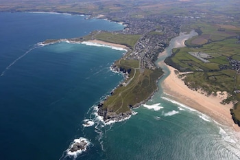 Pentire Hotel - Hotels with Pet Rooms in Newquay