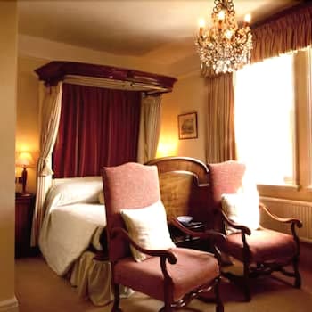 The Old Vicarage Hotel - Hotels with Pet Rooms in Bridgnorth