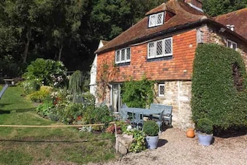 Strand House - Guest houses with Pet Rooms in Winchelsea