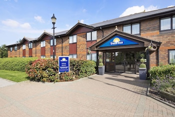 Days Inn By Wyndham Durham - Hotels with Pet Friendly Rooms in Durham