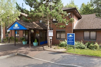 Days Inn By Wyndham Southampton Rownhams - Hotels with Pet Rooms in Southampton