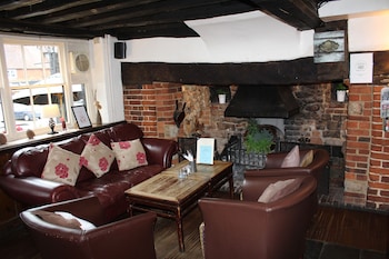 The Whyte Harte Hotel - Inn - Inns with Pet Rooms in Redhill