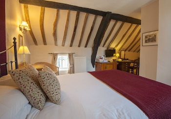 Corinium Hotel & Restaurant - Hotels with Pet Rooms in Cirencester