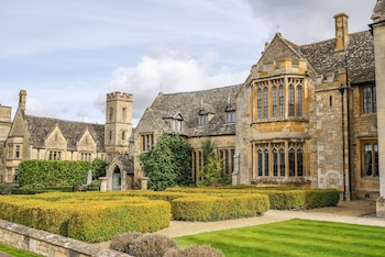 Ellenborough Park - Hotels with Pet Rooms in Cheltenham