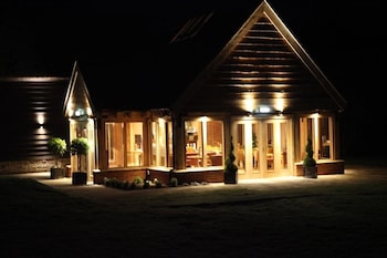 Ivy House Country Hotel - Hotels with Pet Rooms in Lowestoft