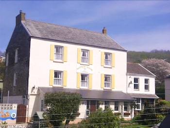 Saffron House Hotel - B&Bs with Pet Friendly Rooms in Ilfracombe