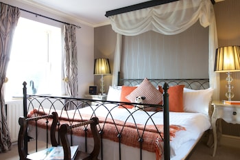 Stanwell House - Hotels with Pet Rooms in Lymington