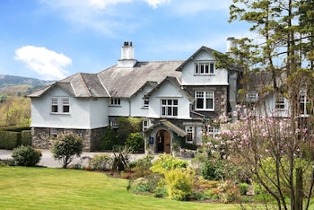 The Ryebeck Country House Amp  Restaurant - Hotels with Pet Friendly Rooms in Windermere