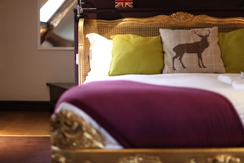 Archangel - Inns with Pet Friendly Rooms in Frome