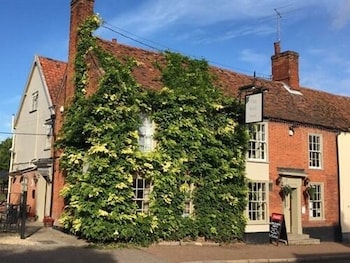 The Bell Inn - Inns with Pet Rooms in Diss