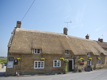 The Masons Arms - Inns with Pet Rooms in Yeovil