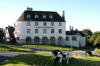 Bear Of Rodborough Hotel - Hotels with Pet Rooms in Stroud