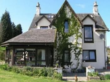 Achnabobane Farmhouse - B&Bs with Pet Rooms in Spean Bridge