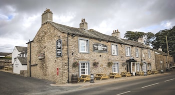 The Greyhound Hotel - Inns with Pet Friendly Rooms in Penrith