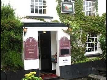 The Ship Inn Lerryn - Inns with Pet Rooms in Lostwithiel