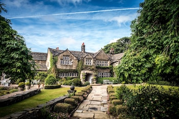 Holdsworth House - Hotels with Pet Friendly Rooms in Halifax