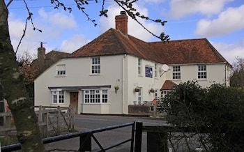 The White Hart Inn - B&Bs with Pet Rooms in Newbury