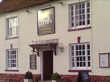 Crown At Aldbourne - Inns with Pet Rooms in Marlborough