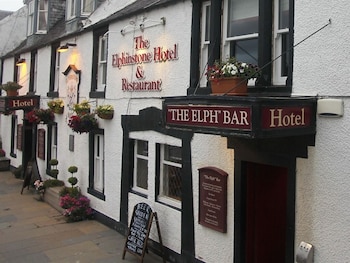 The Elphinstone Hotel - Hotels with Pet Friendly Rooms in Biggar