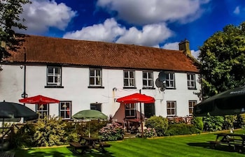 The Manor House Hotel - Guest houses with Pet Rooms in Ferryhill