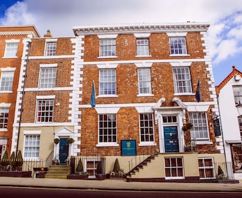 The Townhouse Chester  Bw Signature Collection - Hotels with Pet Friendly Rooms in Chester