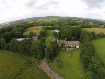 Hay Meadow Farm - B&Bs with Pet Friendly Rooms in Beaworthy