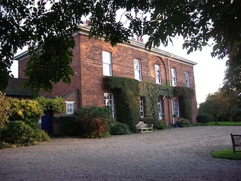 Glebe House - B&Bs with Pet Rooms in Nottingham