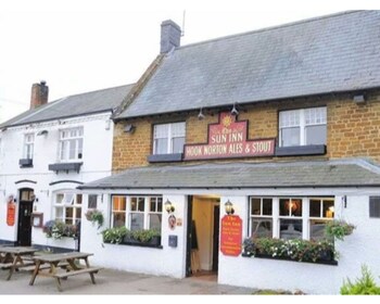 The Sun Inn - Inns with Pet Friendly Rooms in Banbury