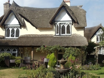 The Gables - B&Bs with Pet Rooms in Minehead